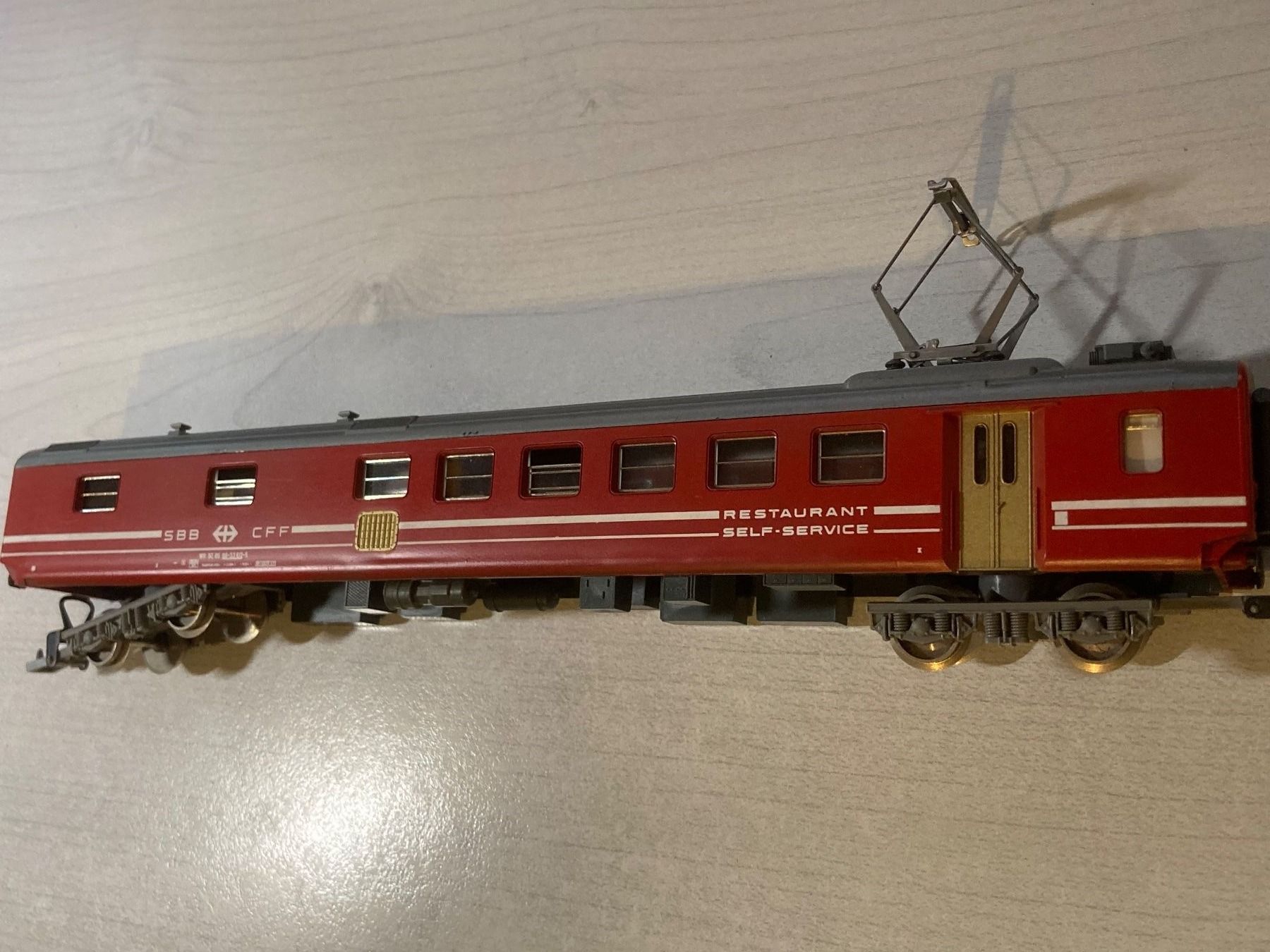 Lima Modelleisenbahnen: SBB Speisewagen – Gebraucht aus Basel von ce_mettier 7