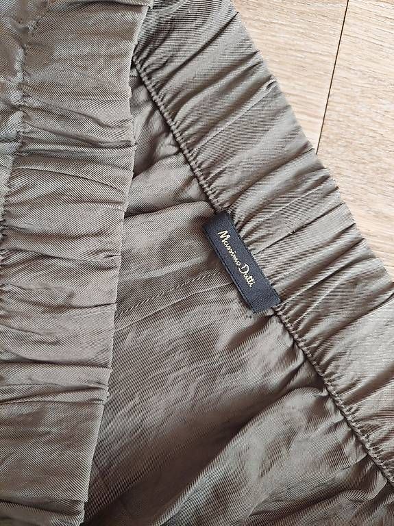 Massimo Dutti Pantaloni: Massimo Dutti Hose 38 M Khaki – Usato da Zürich venduto da Julia0123 1