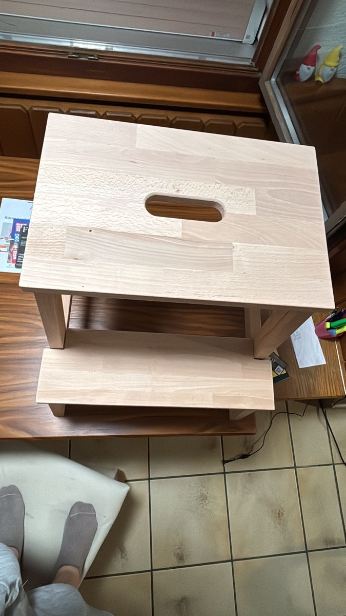 Scale: Tritthocker Holz hell 2 Stufen gebraucht – Usato da Siebnen venduto da neb_tt6h 1