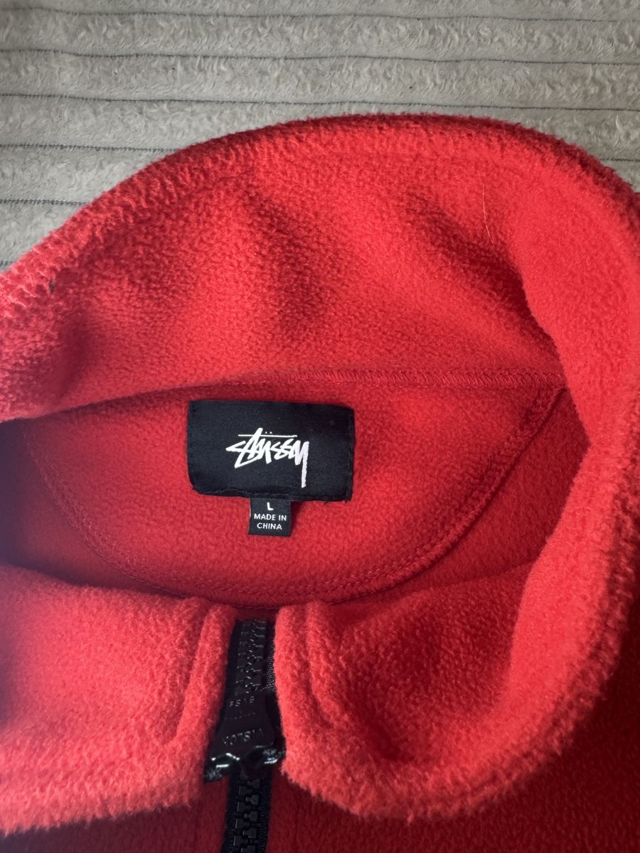 Stüssy Pulls & Sweat-shirts: Original Stüssy Fleece Jacke Rot L – Neuf (Voir description) à Vionnaz par b_f_d_r_g 4
