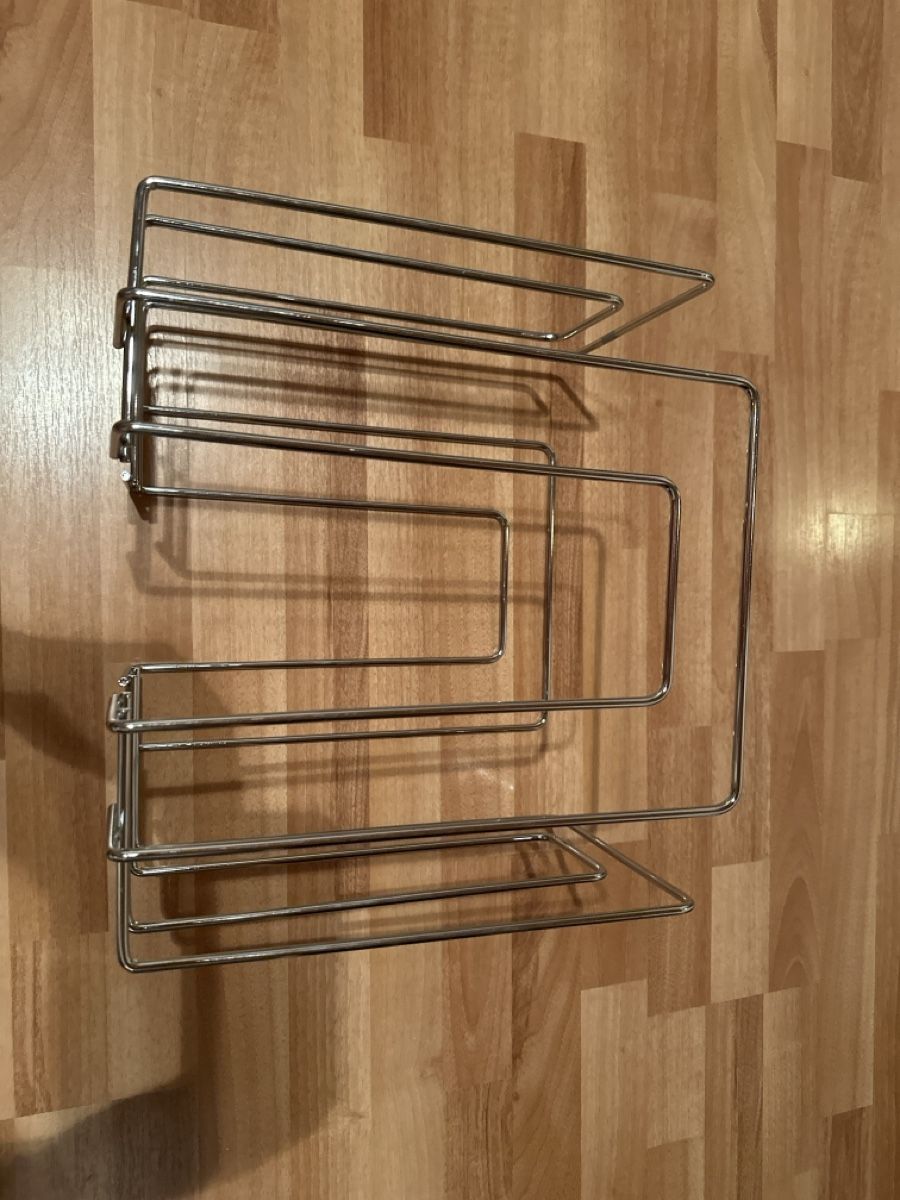 Altro per la casa: Zeitungsständer aus Metall – Usato da St. Gallen venduto da mai_2lcj 1