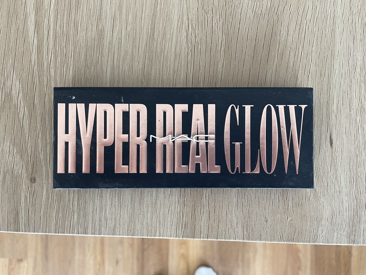 Mac Cosmetics Make-up: Hyper Real Glow Mac Palette – Usato da Muri AG venduto da Dosala