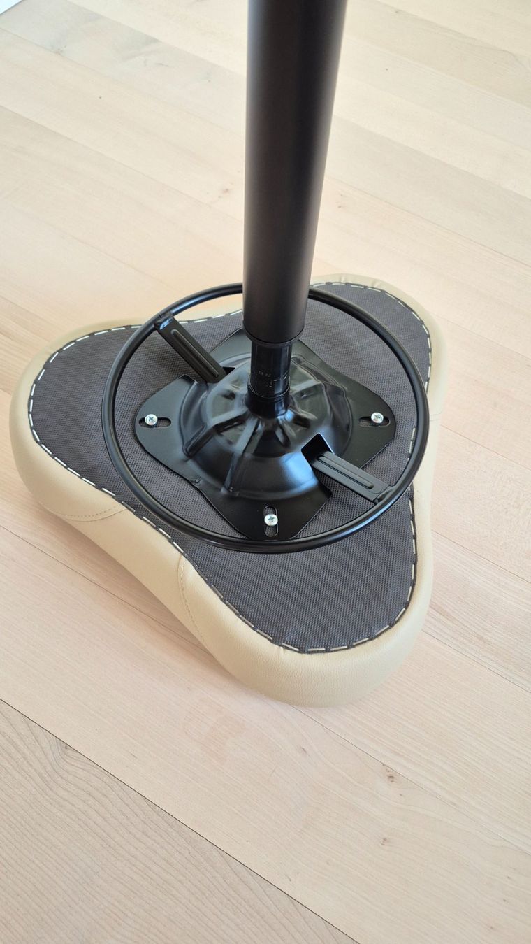 Sgabelli: ergonomischer Sitz-Steh-Hocker Cavallo - NEU – Nuovo (secondo la descrizione) da Beinwil am See venduto da Cam85 3