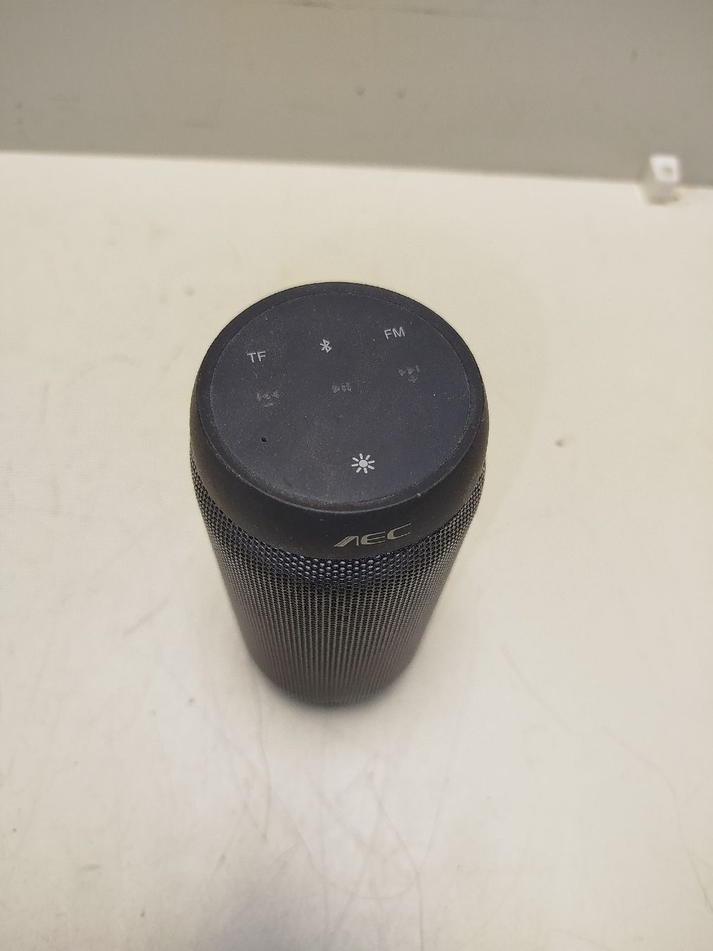 Lautsprecher: AEC Bluetooth Lautsprecher mit Lichteffekten - (em55) – Gebraucht aus Künten von Schnaepplihuus 2