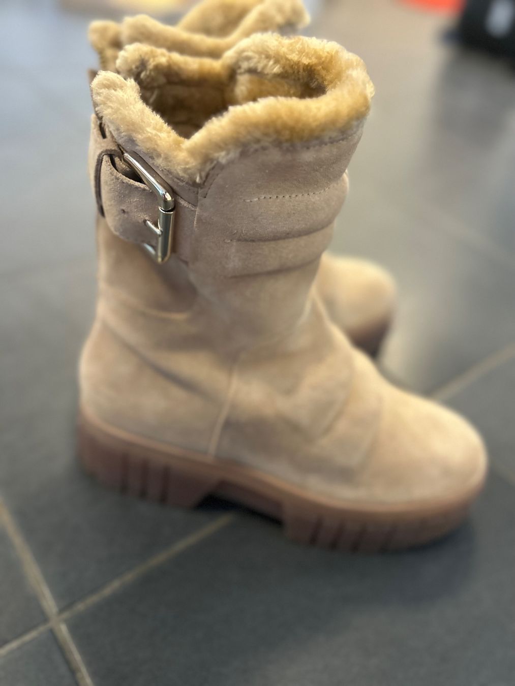 Damenschuhe: Bottines 36 – Neu und originalverpackt aus Martigny von Inessa020979 1