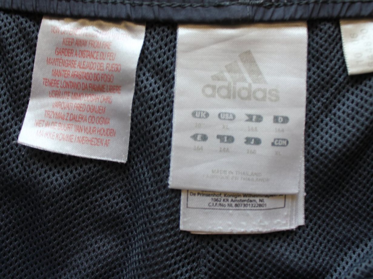 Adidas Pantaloni: Pantalon Adidas t. 164 – Usato da Peseux venduto da Gilloss 3
