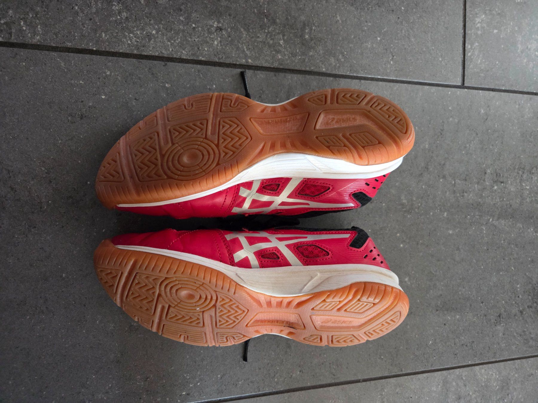 Asics Chaussures hommes: Asics Turnschuhe – D'occasion à Volketswil par kalbar92 3