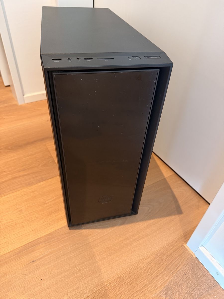 PC: Server oder NAS Silent Gehäuse mit Hardware für 13 HDD – Usato da Winterthur venduto da blaxkin 2