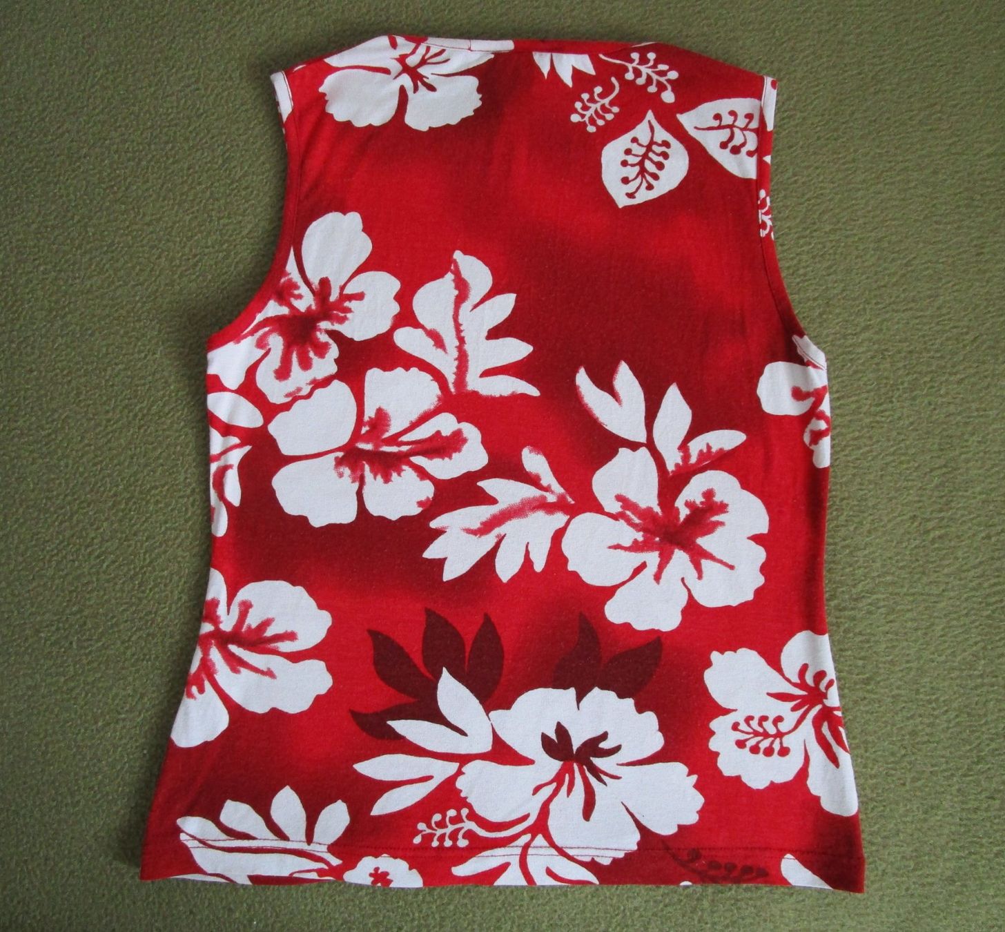T-shirts: T-Shirt rot-weiss – D'occasion à Langenthal par majarose 1