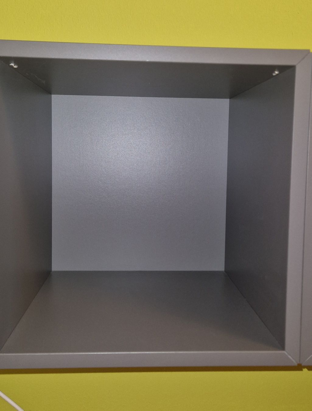 Ikea Scaffali: Wandschrank 3teilig (Eket) – Usato da Zug venduto da Pinche0 5