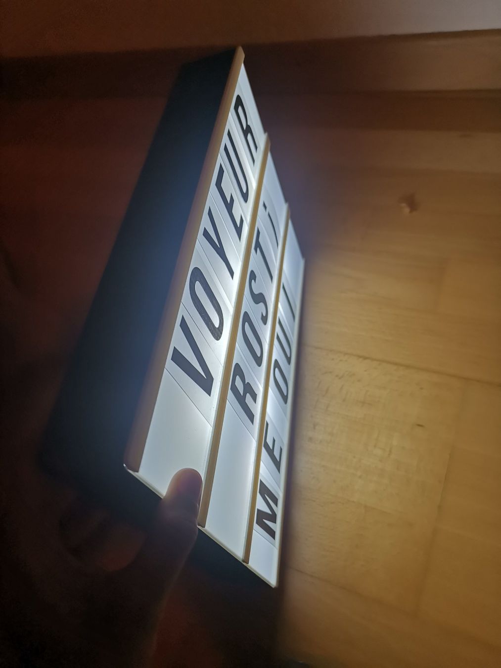 Autres articles pour la maison: Box light – D'occasion à La Corbaz par Emma22cj 2