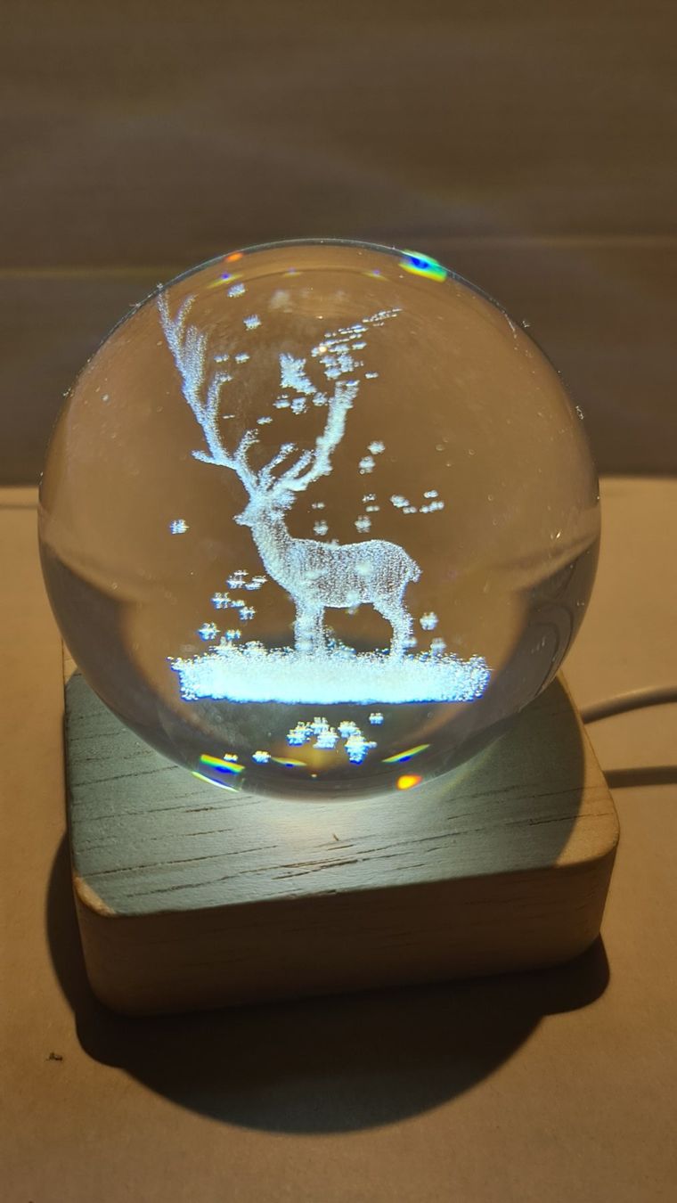 Alle Dekorationen: 3D Hirsch Gravierte Kristallkugel 60mm – Neu (gemäss Beschreibung) aus Uerkheim von Kaufoption 3