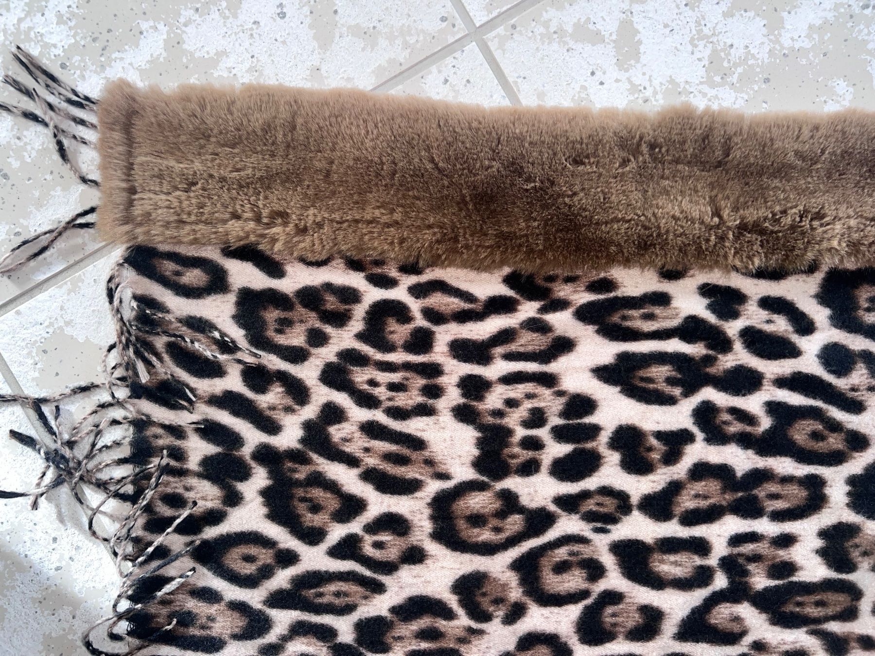 Foulard & Sciarpe: Stola Schal Tiger Muster neu – Nuovo (secondo la descrizione) da Dornach venduto da samuti 1