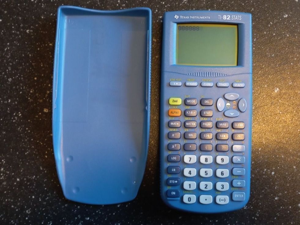 Texas Instruments Calcolatrici tascabili: Texas Instruments Taschenrechner TI-82 – Usato da Bern venduto da Helays 4