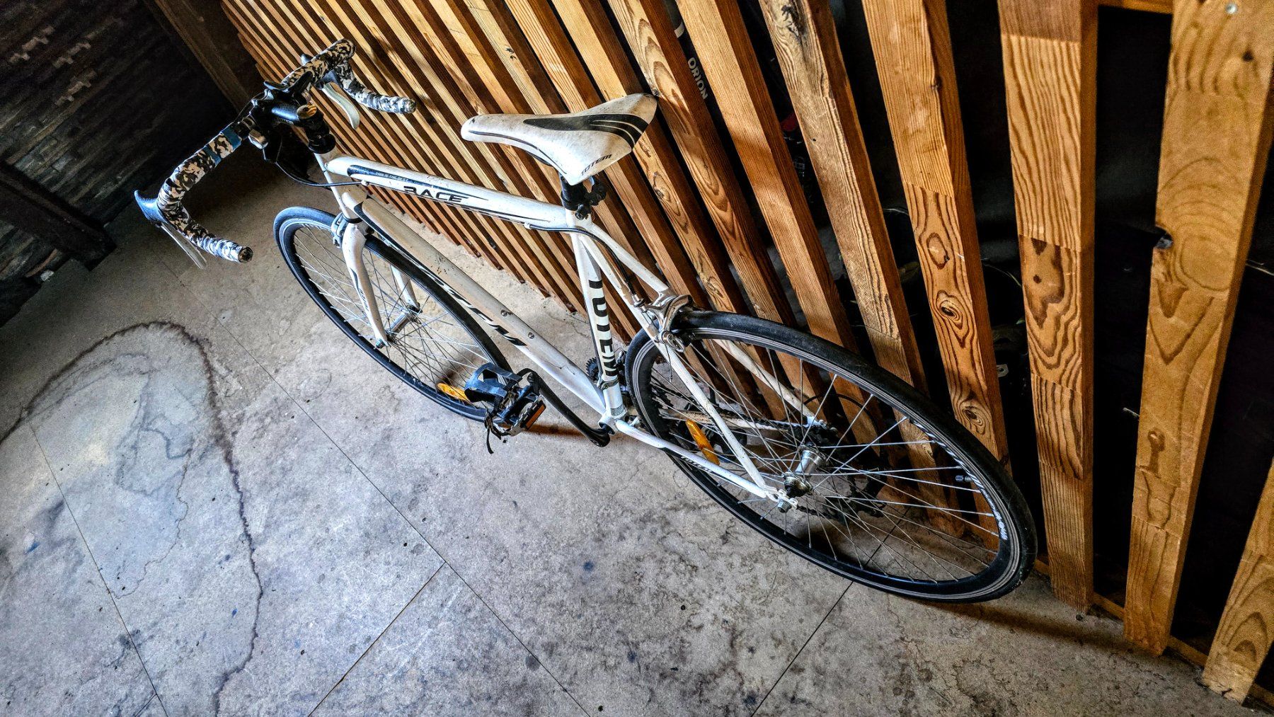 Totem Velos: Rennvelo Totem Weiss – Defekt aus Zürich von Jackie_Gian 2