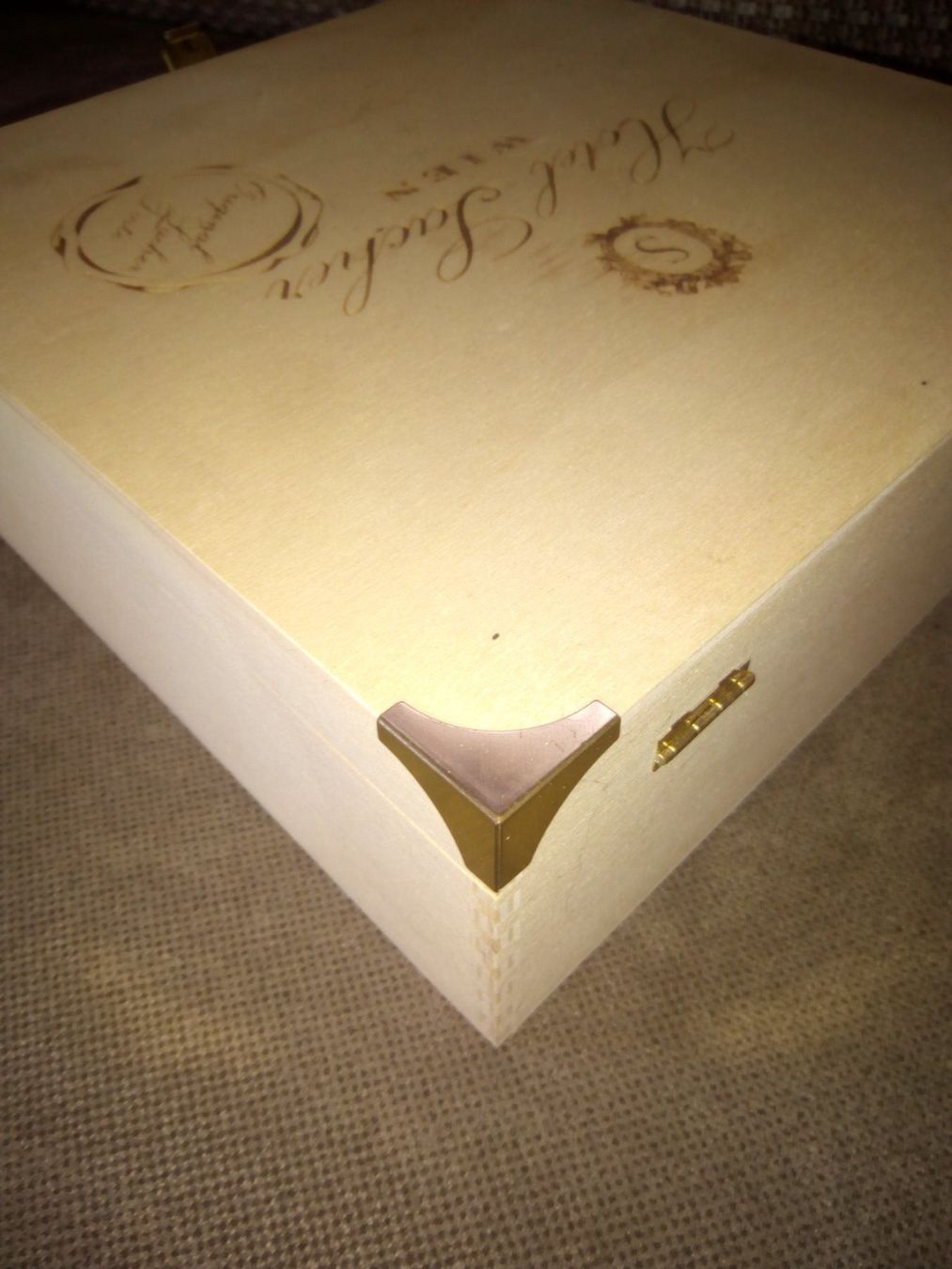 Barattoli: Geschenkbox - Hotel Sacher, Wien – Nuovo (secondo la descrizione) da Egnach venduto da ASTROFRITZ 2