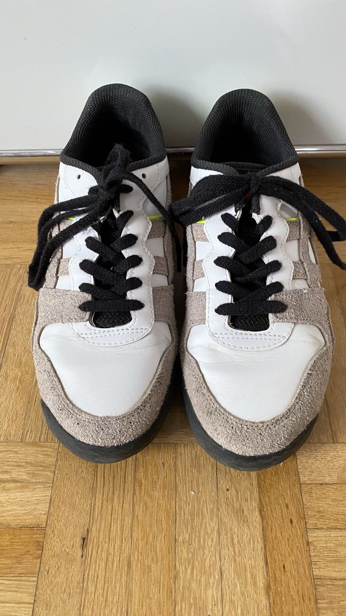 Onitsuka Scarpe da donna: ONITSUKA TIGER Sneakers Weiss Gr. 39.5 – Usato da Urdorf venduto da Resumasa
