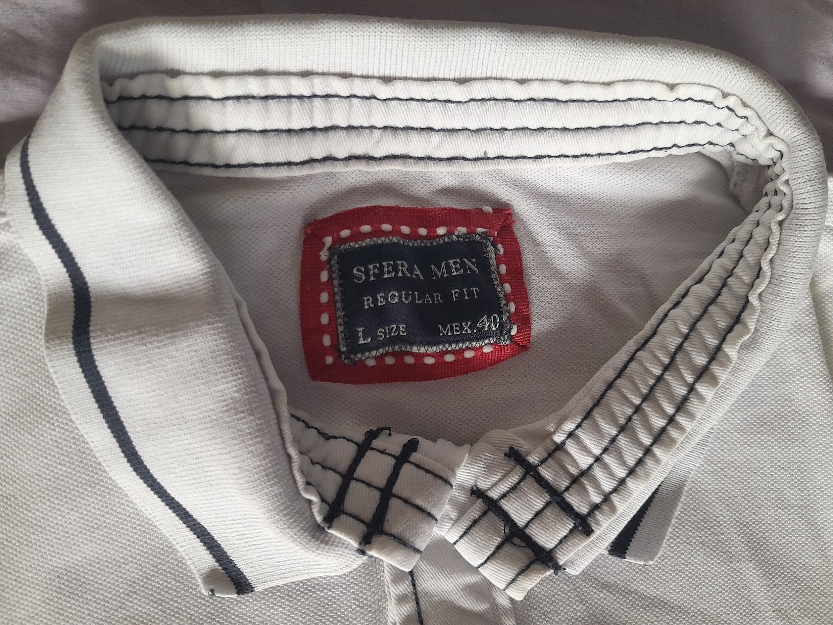 Magliette Polo: polo blanc taille L – Usato da Genève venduto da ang_fd8z 3