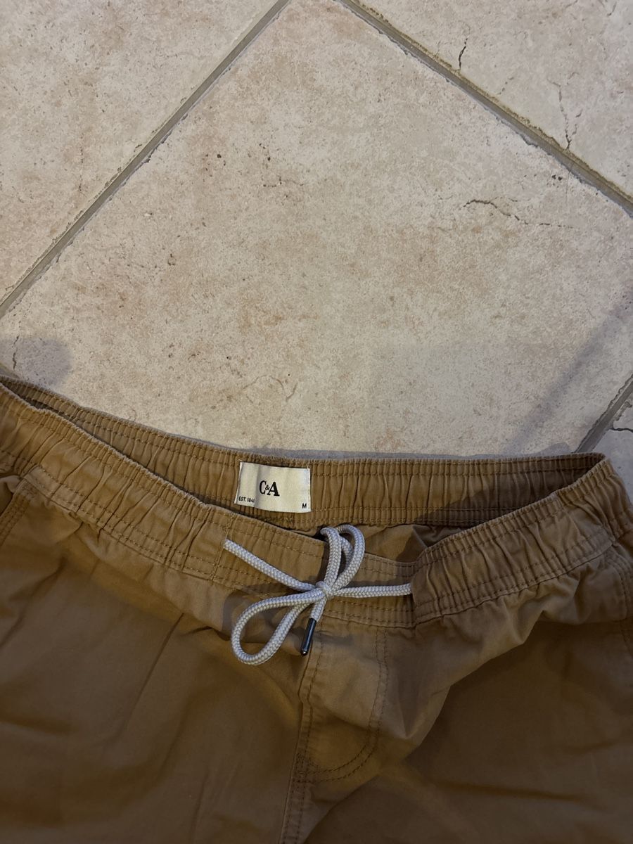 C&A Jeans: Short taille M - Neuf – Nuovo (secondo la descrizione) da Blonay venduto da Ollorvi 1