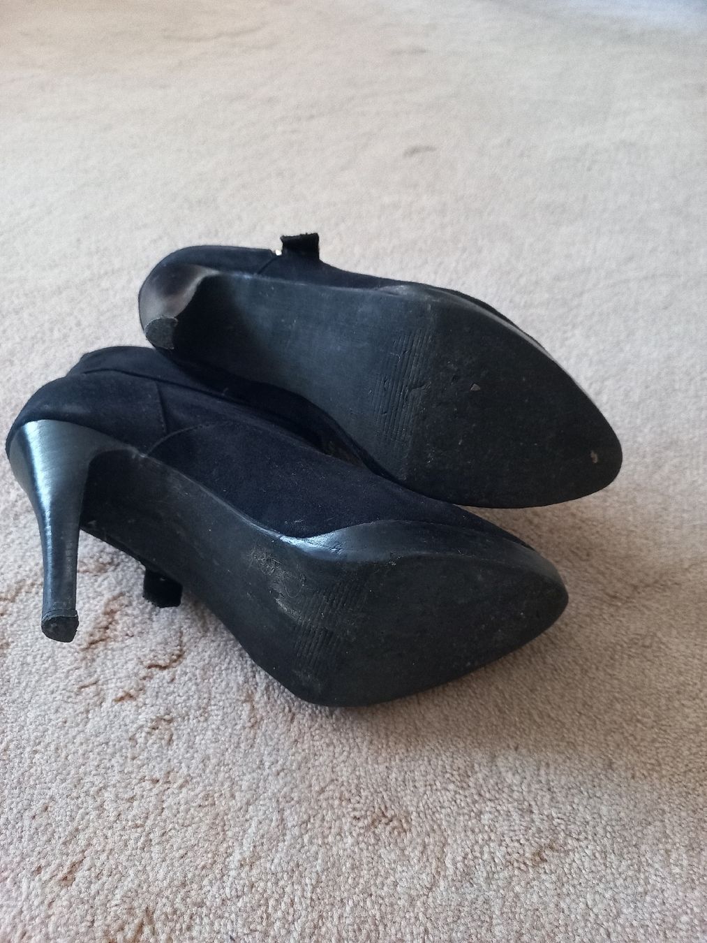 Scarpe da donna: Schwarze Stiefeletten, Gr. 38 – Usato da Maseltrangen venduto da pehatra 3