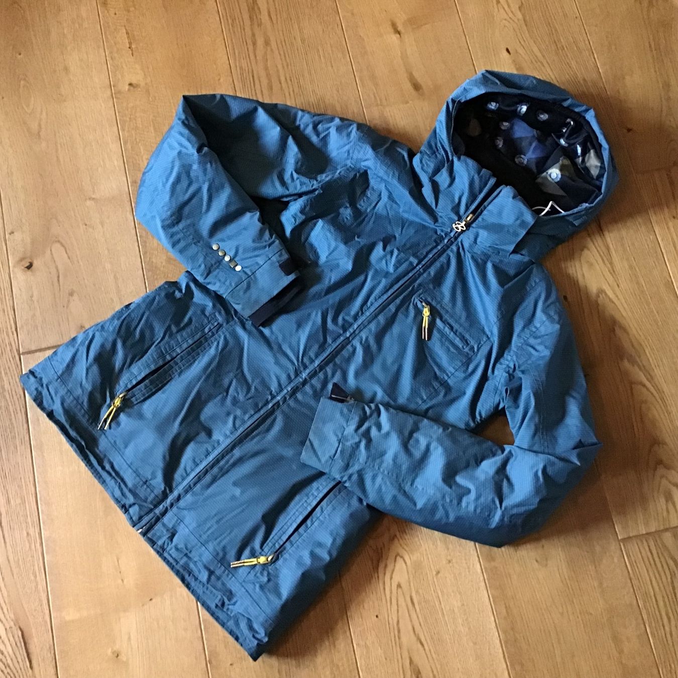 Vestes: Below Zero Skijacke, Gr. XS – D'occasion à Rotkreuz par GerberaSpider08