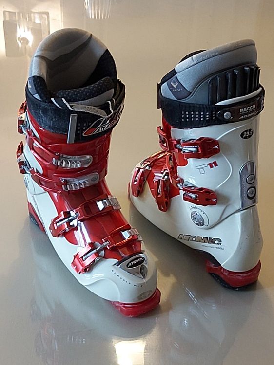 Atomic t11 outlet ski boots