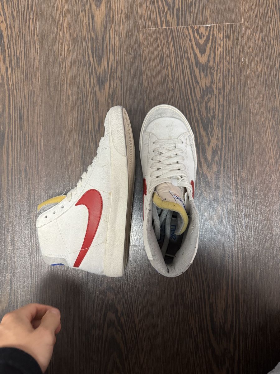 Nike Scarpe da uomo: Baskets Nike Blazer Mid Blanc Rouge Taille 41 – Usato da Cottens FR venduto da dio_d7ds 2