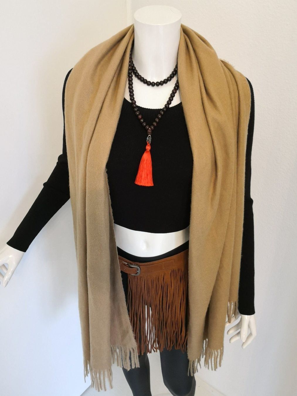 Mango Foulard & Sciarpe: 🤩MANGO SCHAL BEIGE & MISSONI P. – Nuovo (secondo la descrizione) da Olten venduto da Naja-Twins-Twins 4