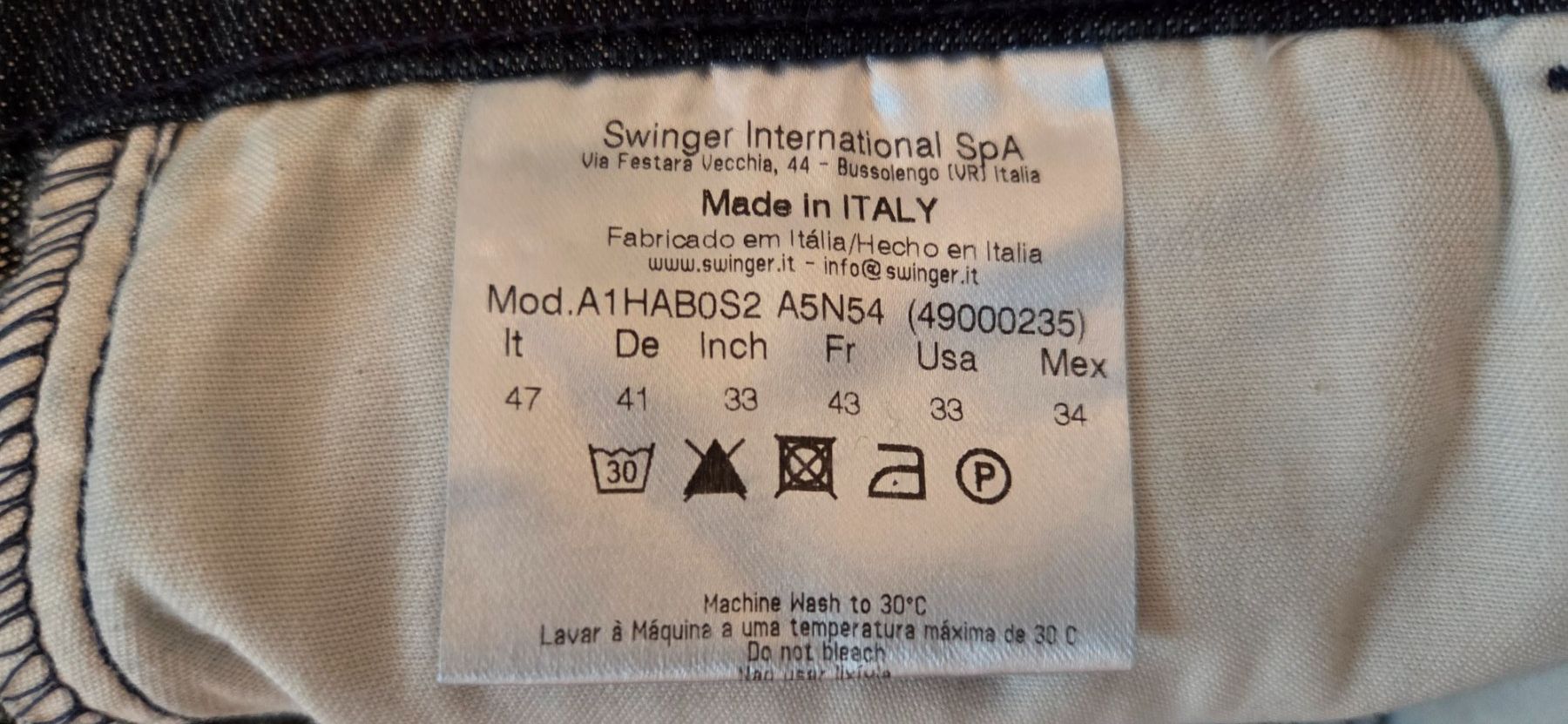 Versace Jeans: Jeans VERSACE VDP Gr. 38/40 NEU – Nuovo e nell'imballaggio originale da Wettswil venduto da doe_x6nz 6