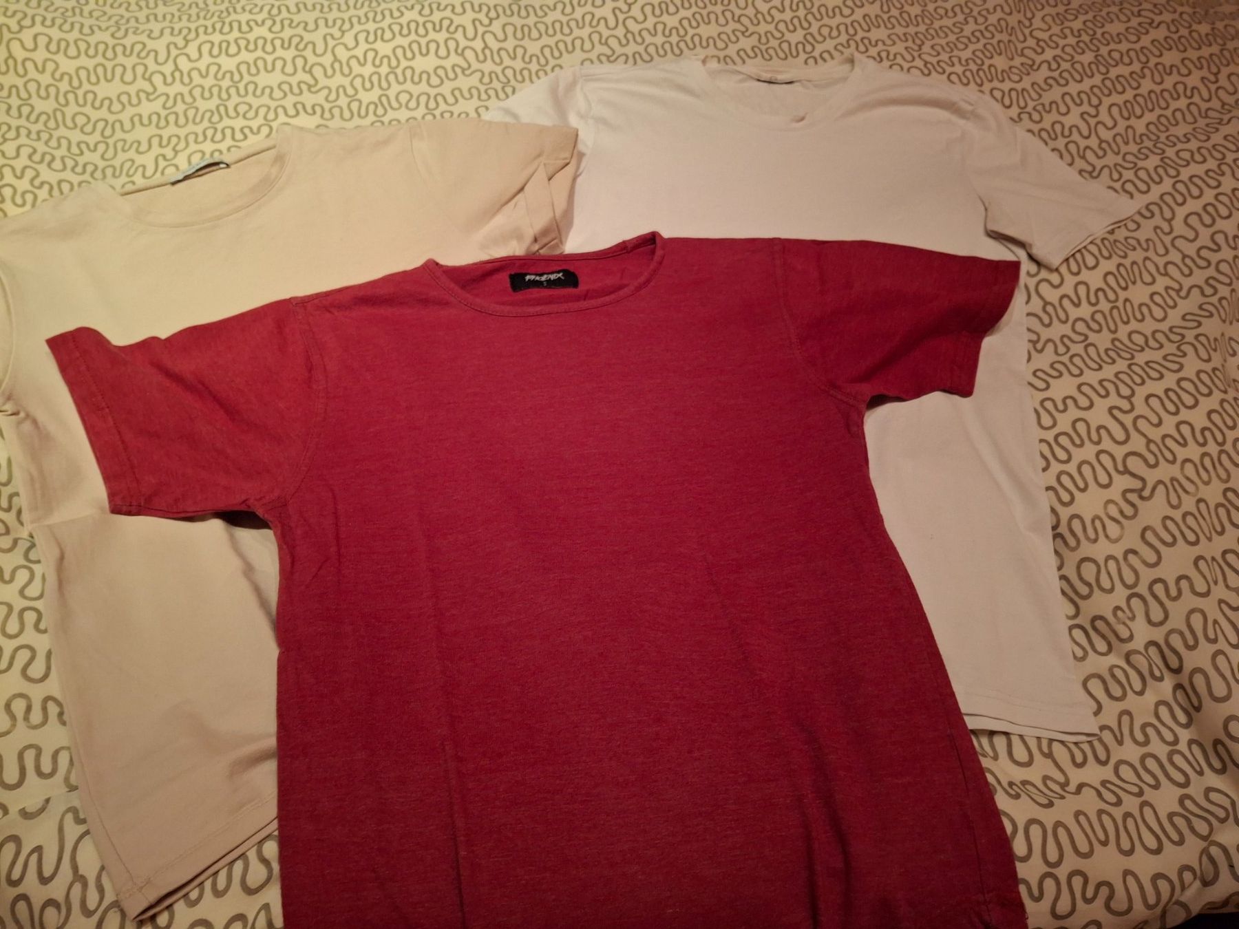 T-shirt: T-shirt (3) taille S – Usato da Villiers venduto da san_jn5w 2