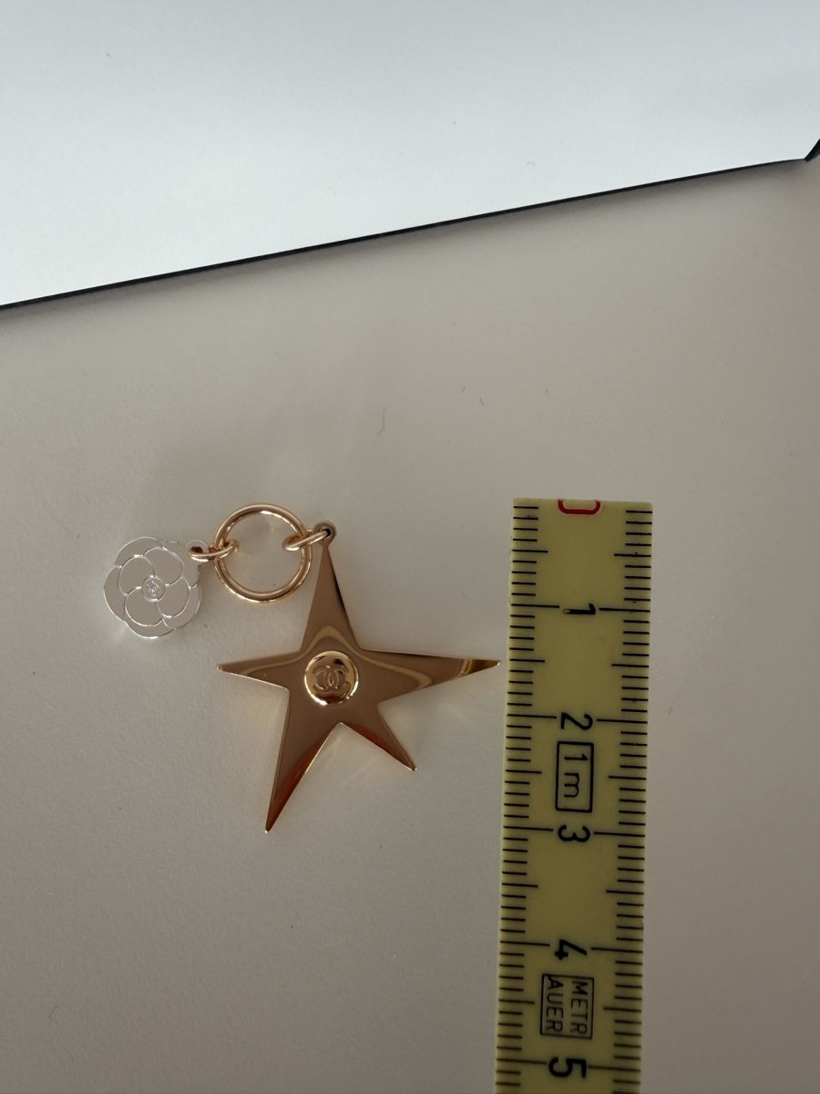 Chanel Ciondoli: Chanel Charm 💖 – Nuovo e nell'imballaggio originale da Herrliberg venduto da RelovedByS 4