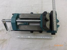 Etau à machine inclinable - mordache 90 mm