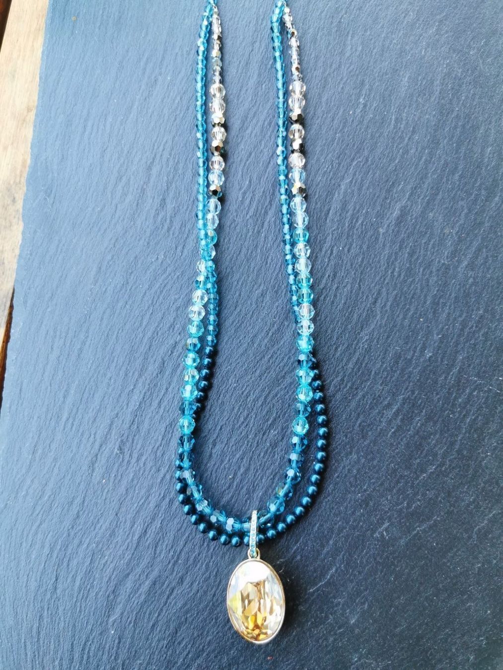 Swarovski Catenine: Collier SWAROVSKI pendentif champagne – Nuovo (secondo la descrizione) da Veyrier venduto da Leilazizou 2