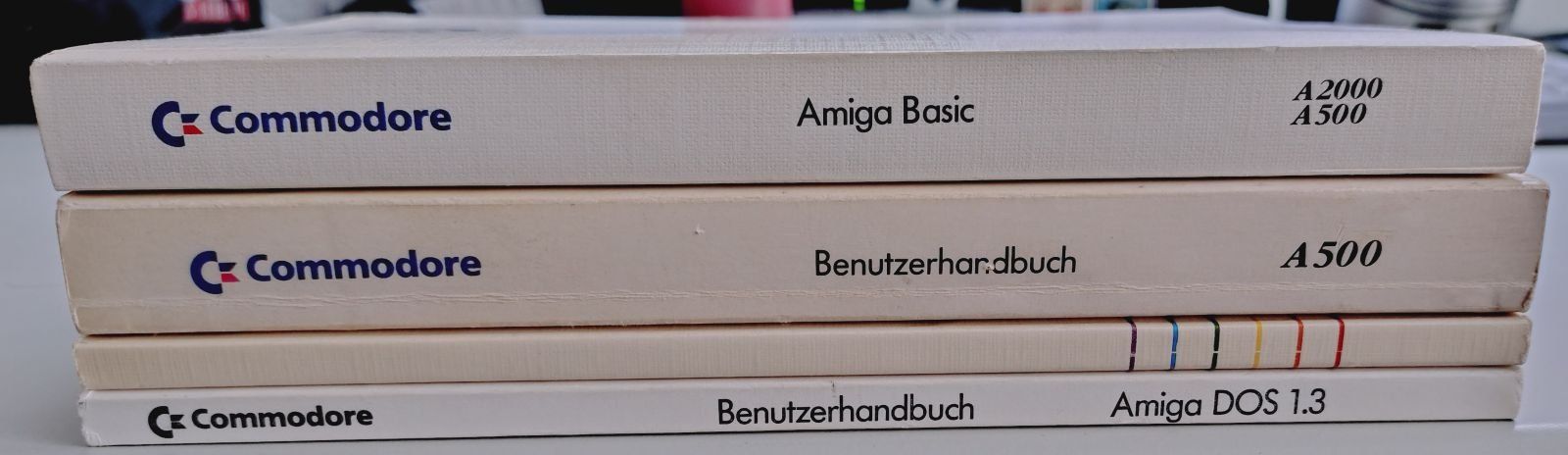 Commodore PCs: Commodore Amiga Handbücher – Gebraucht aus Grüningen von Stargazer 2