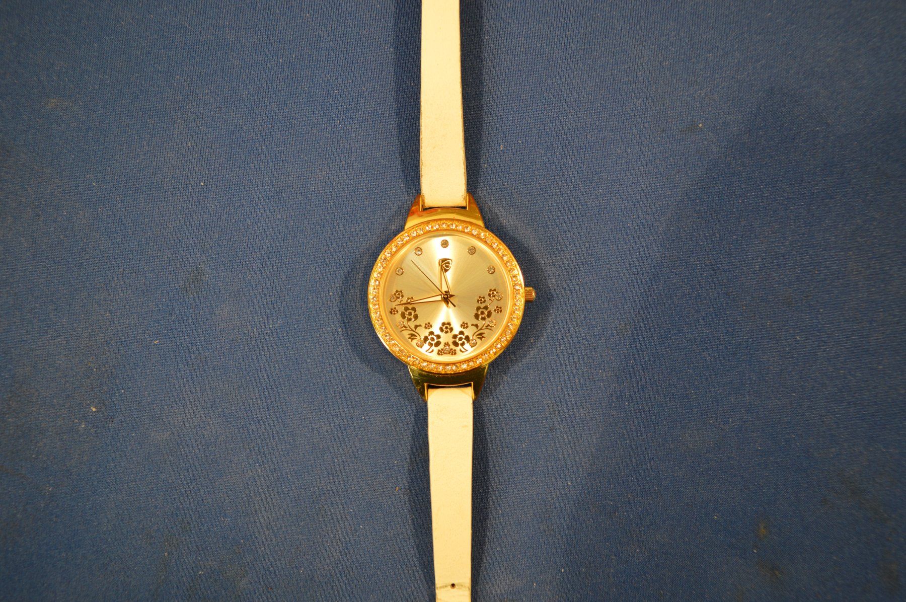 Orologi: Montre femme – Usato da Etagnières venduto da alfbugs