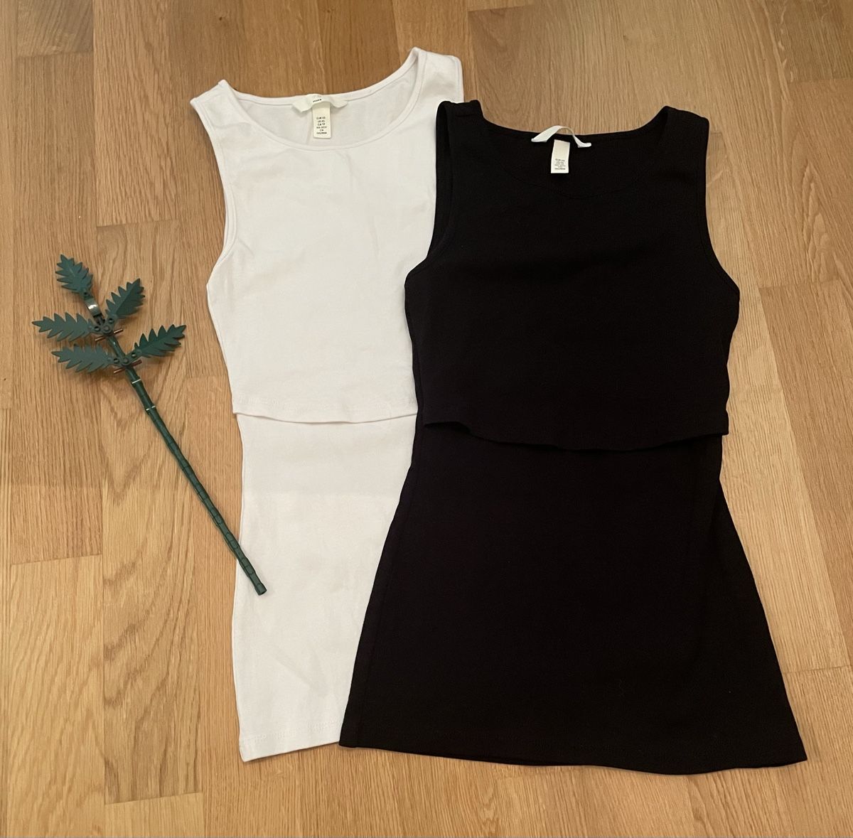 H&M Kleiderpakete: H&M Stillen Tops 2x set - NEUE / NEW – Neu (gemäss Beschreibung) aus Zollikerberg von BS.SM