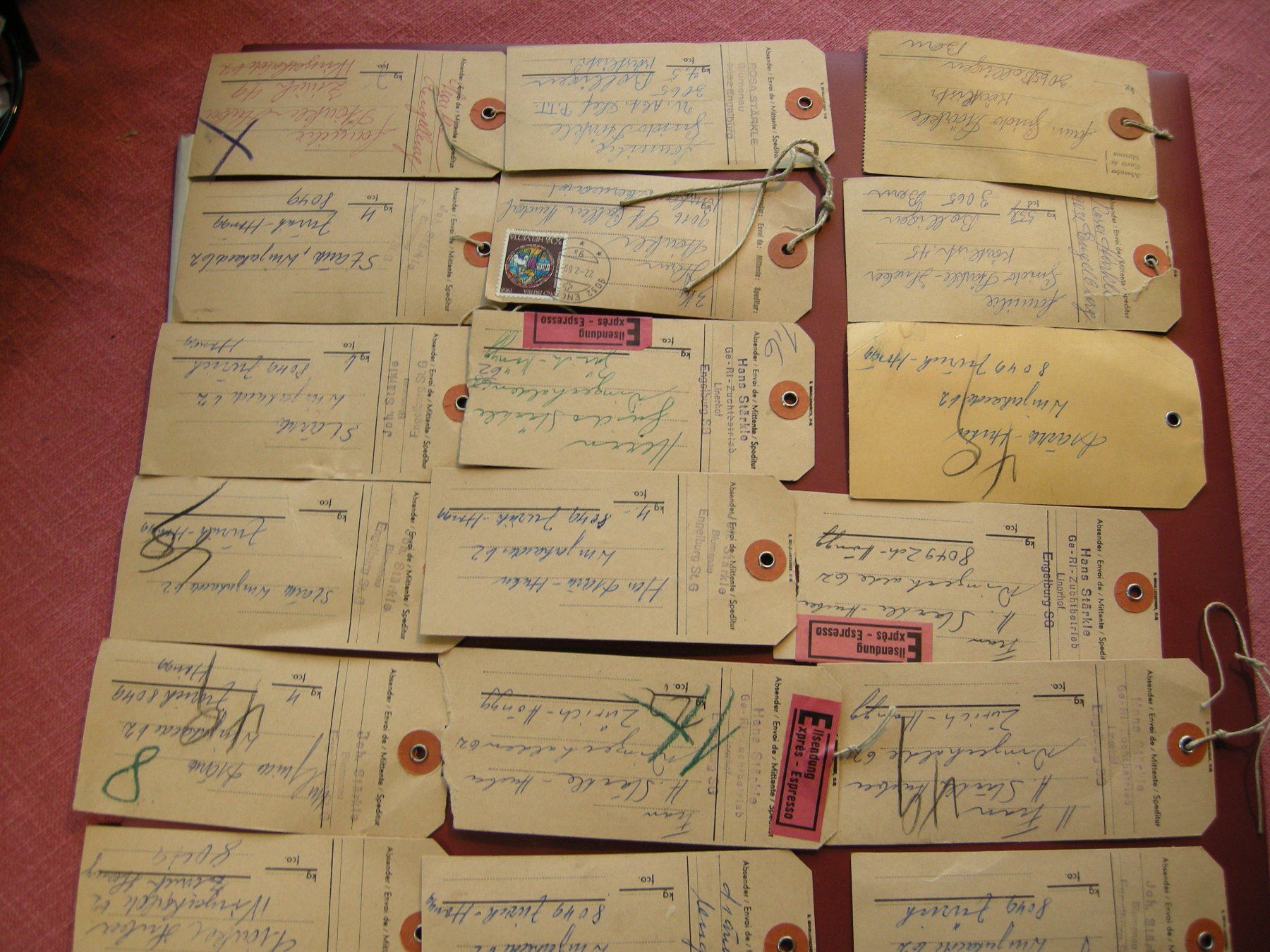 Tutti i francobolli: 24 Schöne Paket Etiketten – Usato da Rüti ZH venduto da jupi1945 6