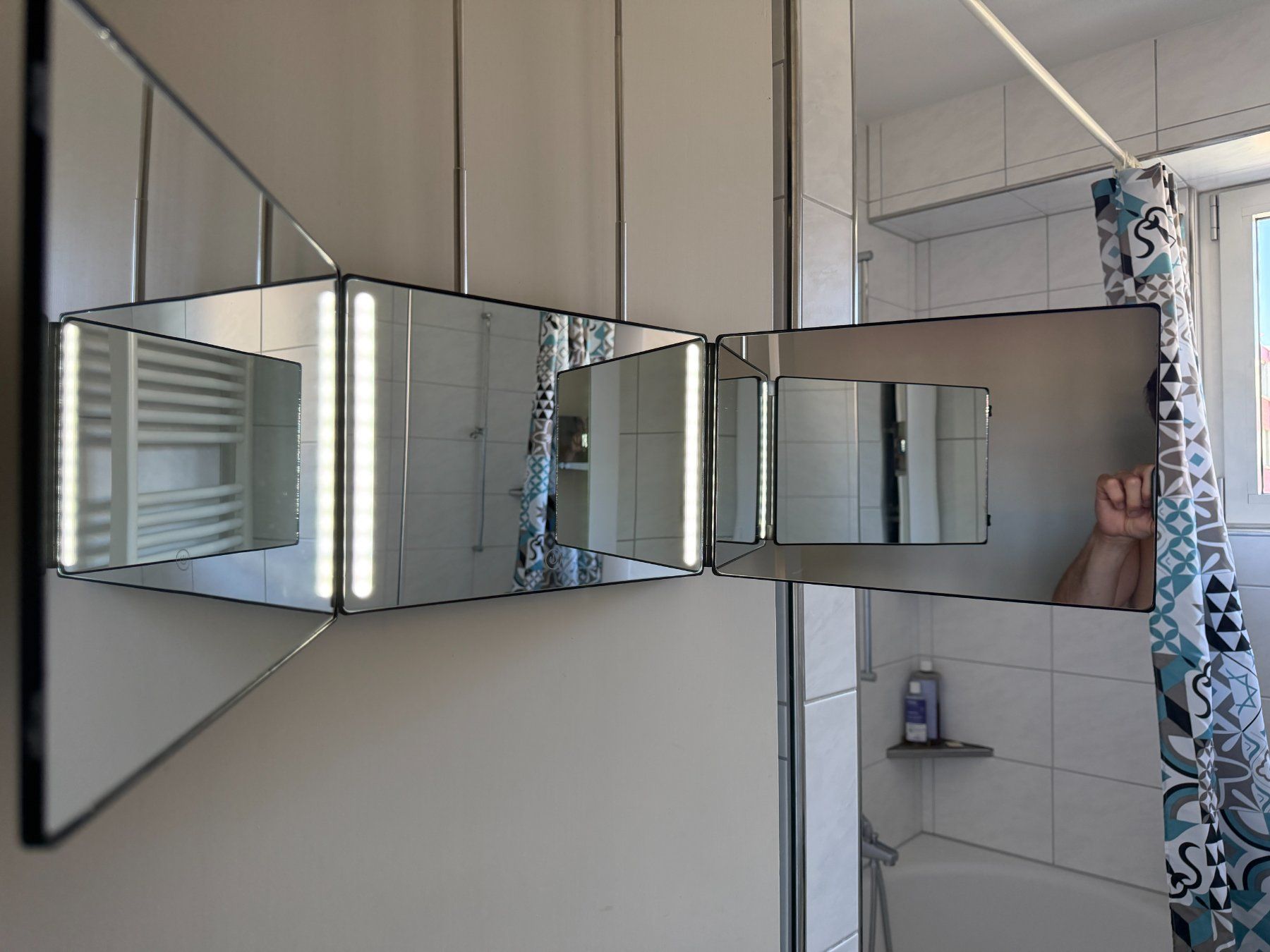 Spiegel: Barber mirror with lights – Gebraucht aus Zürich von JulesZHW