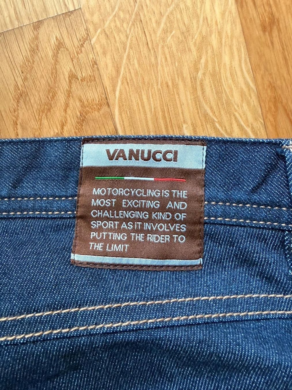 Vanucci Jeans: Vanucci Model Cordura 2 Herren EU 52 - 34/32 – Gebraucht aus Schaffhausen von Oesi_Privat_Account 3