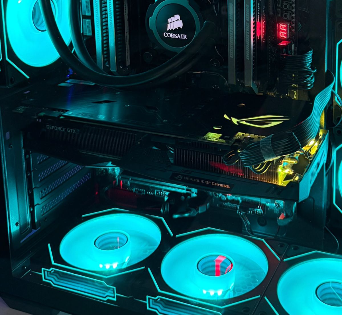 Asus Schede grafiche: Asus ROG Strix GTX 1080ti – Usato da Villmergen venduto da ivancitomm99 2