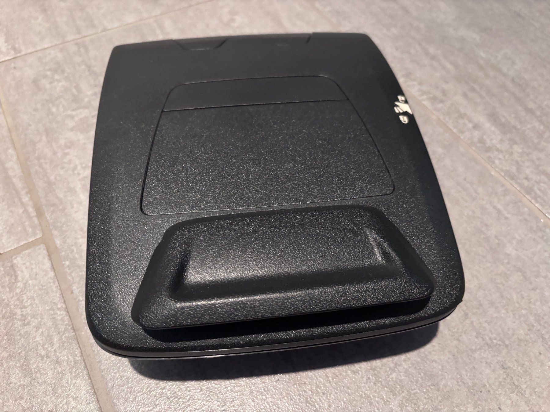 Fiat Tutti pezzi di ricambio auto: Support de tablette pour console centrale – Nuovo (secondo la descrizione) da Cernier venduto da dayn2