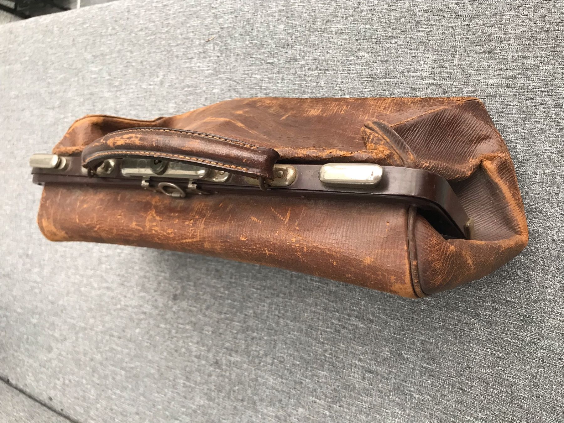 Borse: Ledertasche / Arzttasche Vintage – Usato da Fehraltorf venduto da moopli 3
