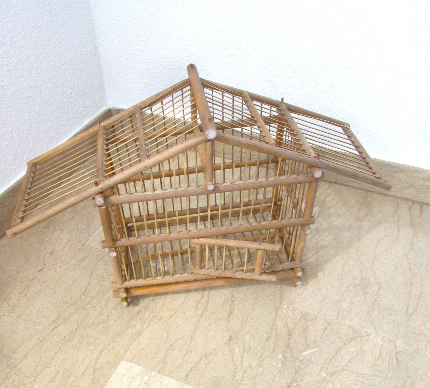 Tutte le decorazioni: Dekorativer Holzkäfig, Alte – Difettoso da Sementina venduto da babucia