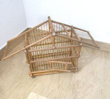 Dekorativer Holzkäfig, Alte