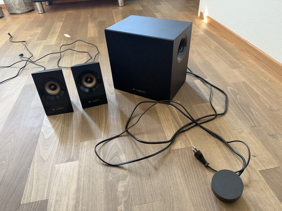 Logitech Casse acustiche: Logitech Speaker System – Usato da Cham venduto da leoniegrob