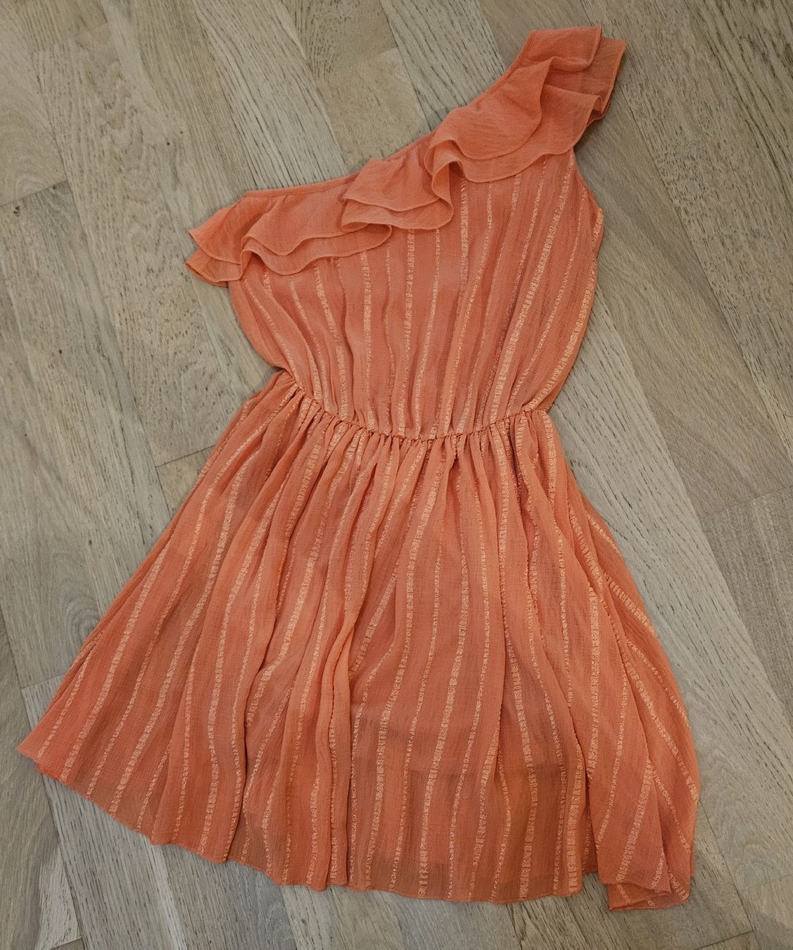 Guess Kleider: robe guess – Gebraucht aus Founex von Ana_2412 2