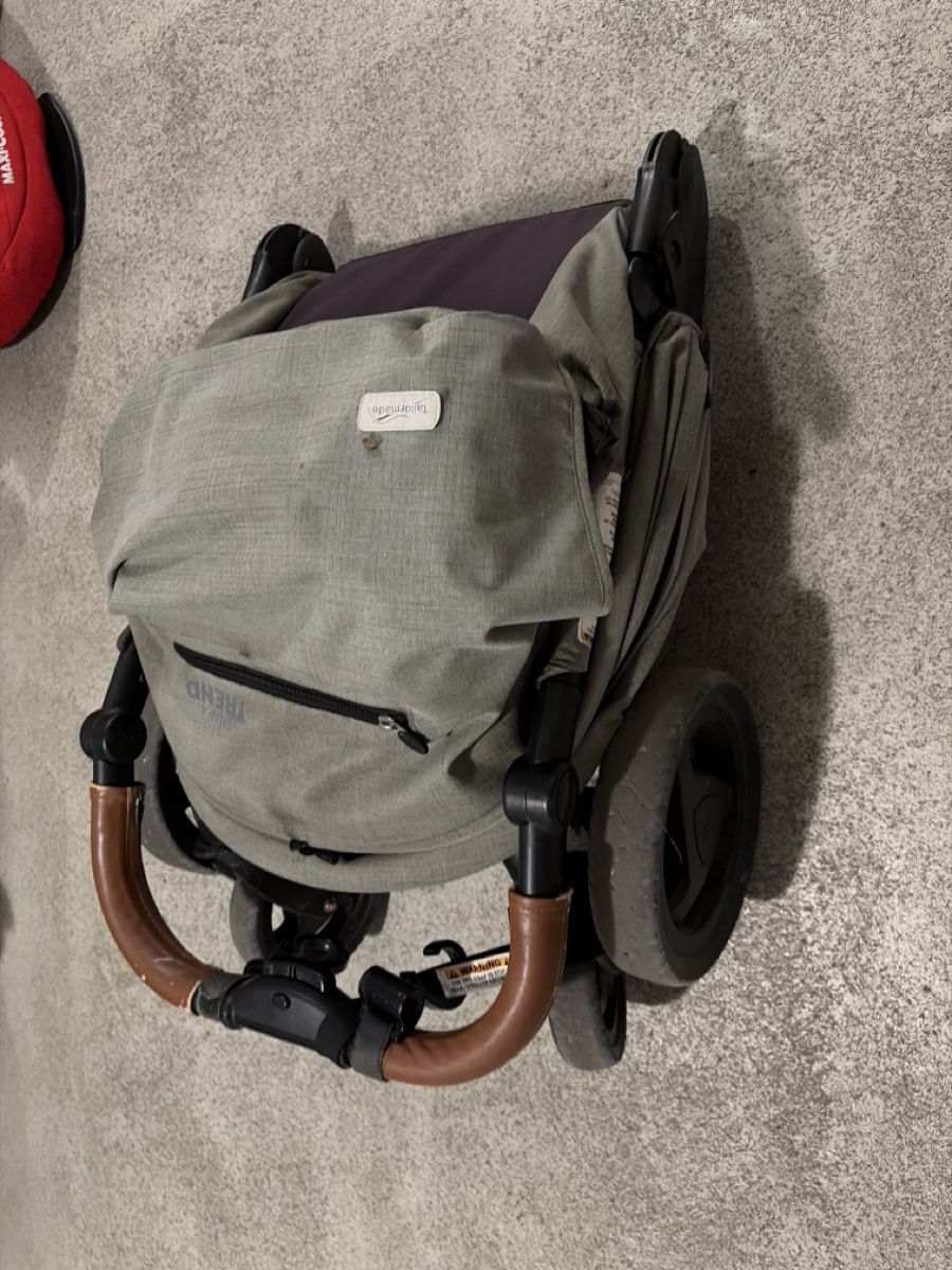 Kinderwagen: Sport-Kinderwagen – Gebraucht aus Toffen von Winwin2022