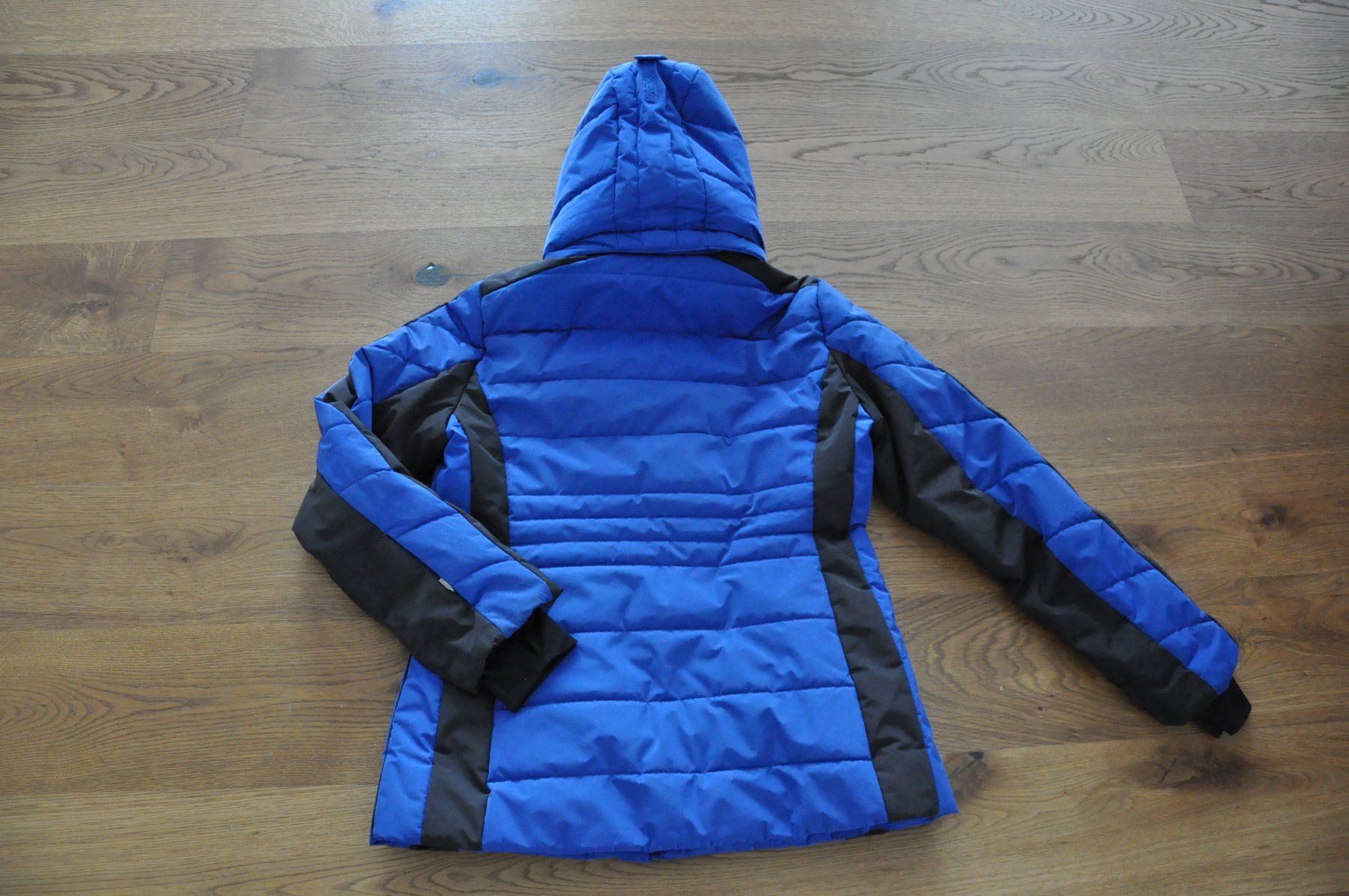Luhta Giacche: Skijacke Luhta Gr. 42 – Usato da Rain venduto da lucerne 2