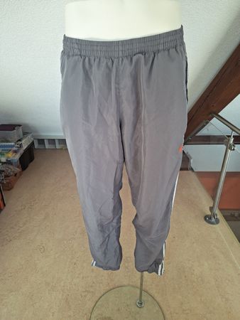 Adidas Trainingshose/ Jogginghose Gr. M / L