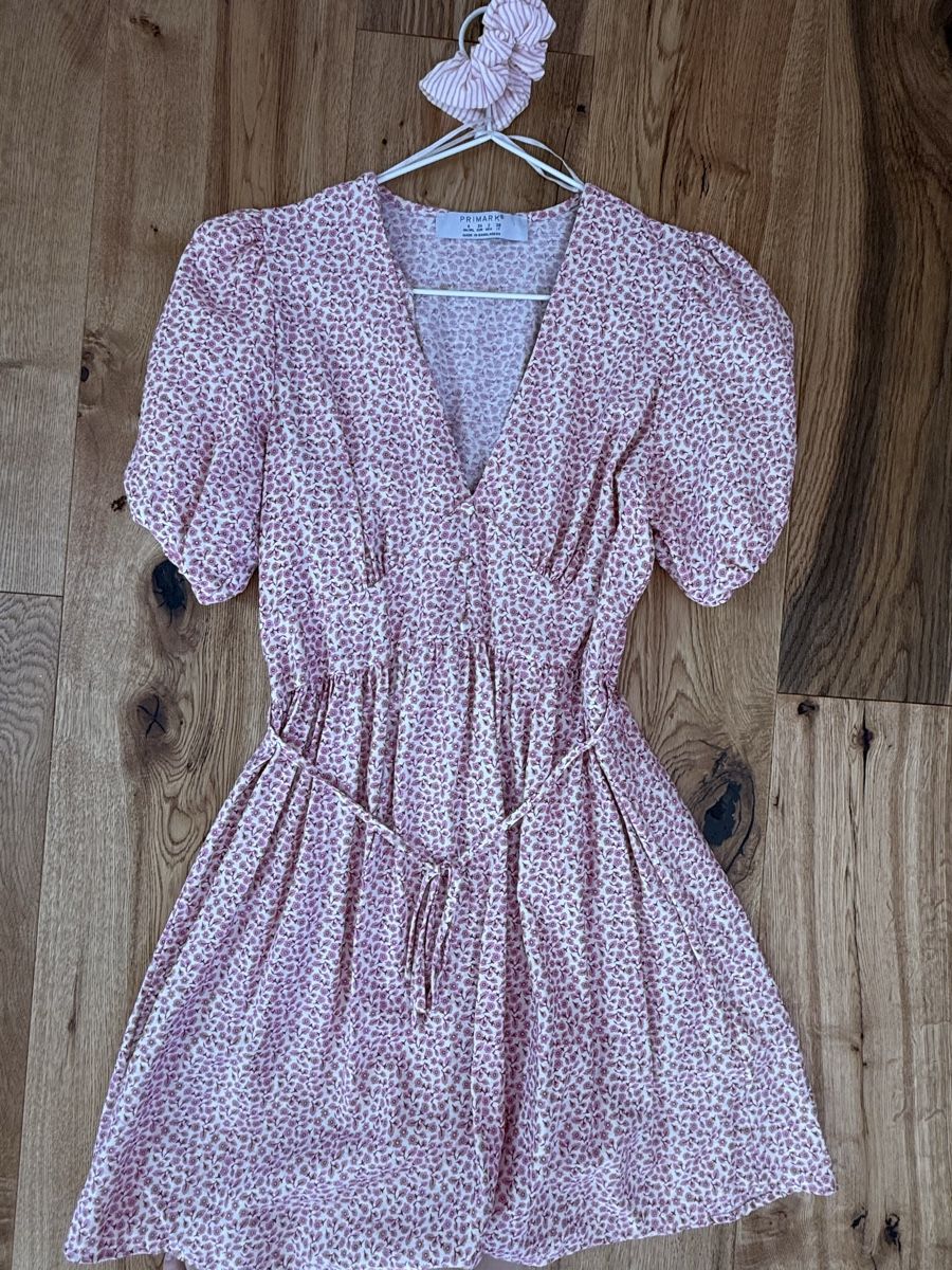 Vestiti: Schickes Sommerkleid  – Nuovo (secondo la descrizione) da Hüttwilen venduto da sar_8gj7